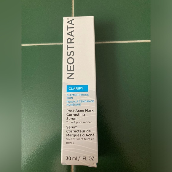 Neostrata Post-Acne Mark Correcting Serum - Picture 2 of 3